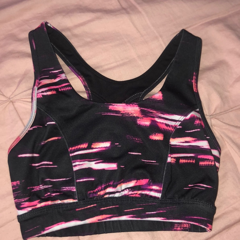 sports bra that has never been worn